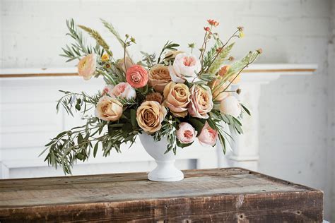 ブロッコリーの花と宇宙の神秘